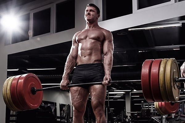 Muscle Guy Heavy Deadlifts